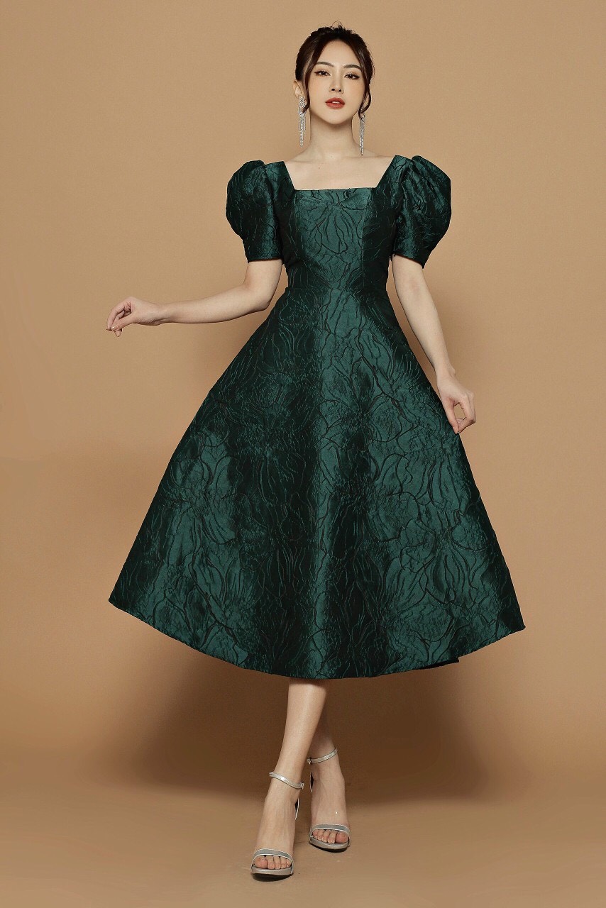 Đầm Xòe Gắm Tay Phòng - D698